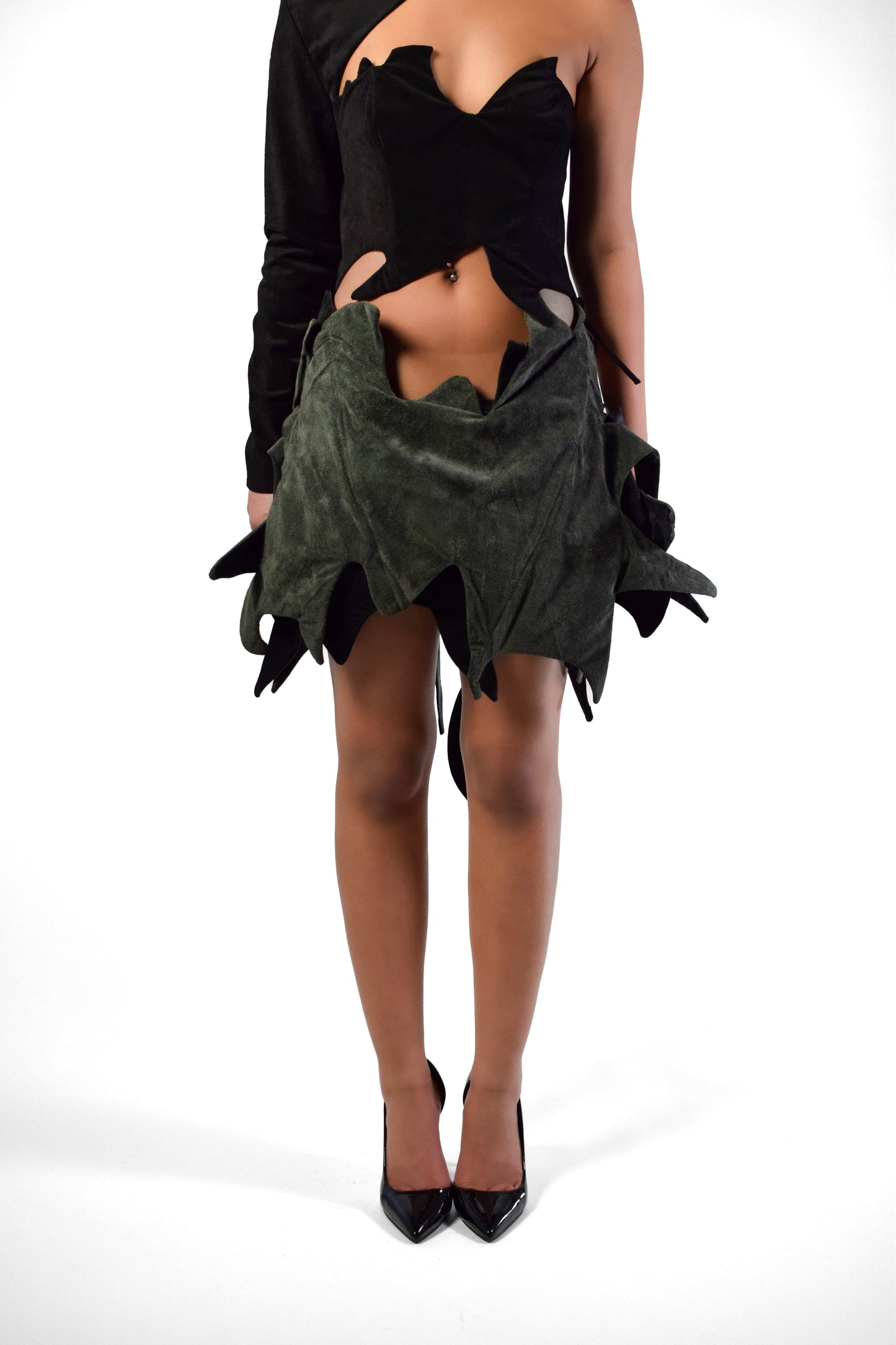 Ready to wear 
Avant garde fashion 
Skirt and top set